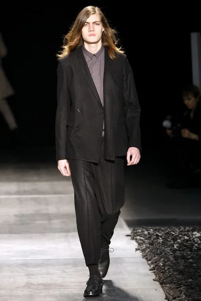 Look 26